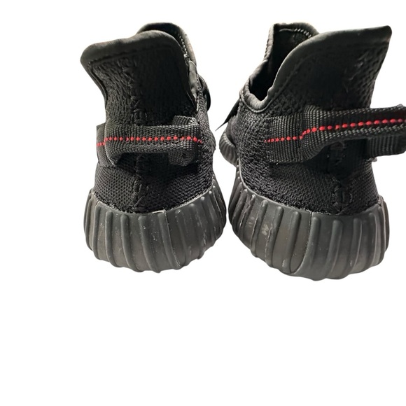 Yeezy Boost 350 V2 Black and Red Size 8 - Picture 6 of 13
